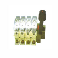 Series isolation switch fuse group